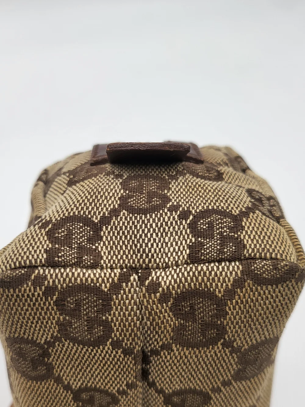 GUCCI Monogram Small Balthus Cosmetic Case Beige Ebony Cocoa..Authentic..